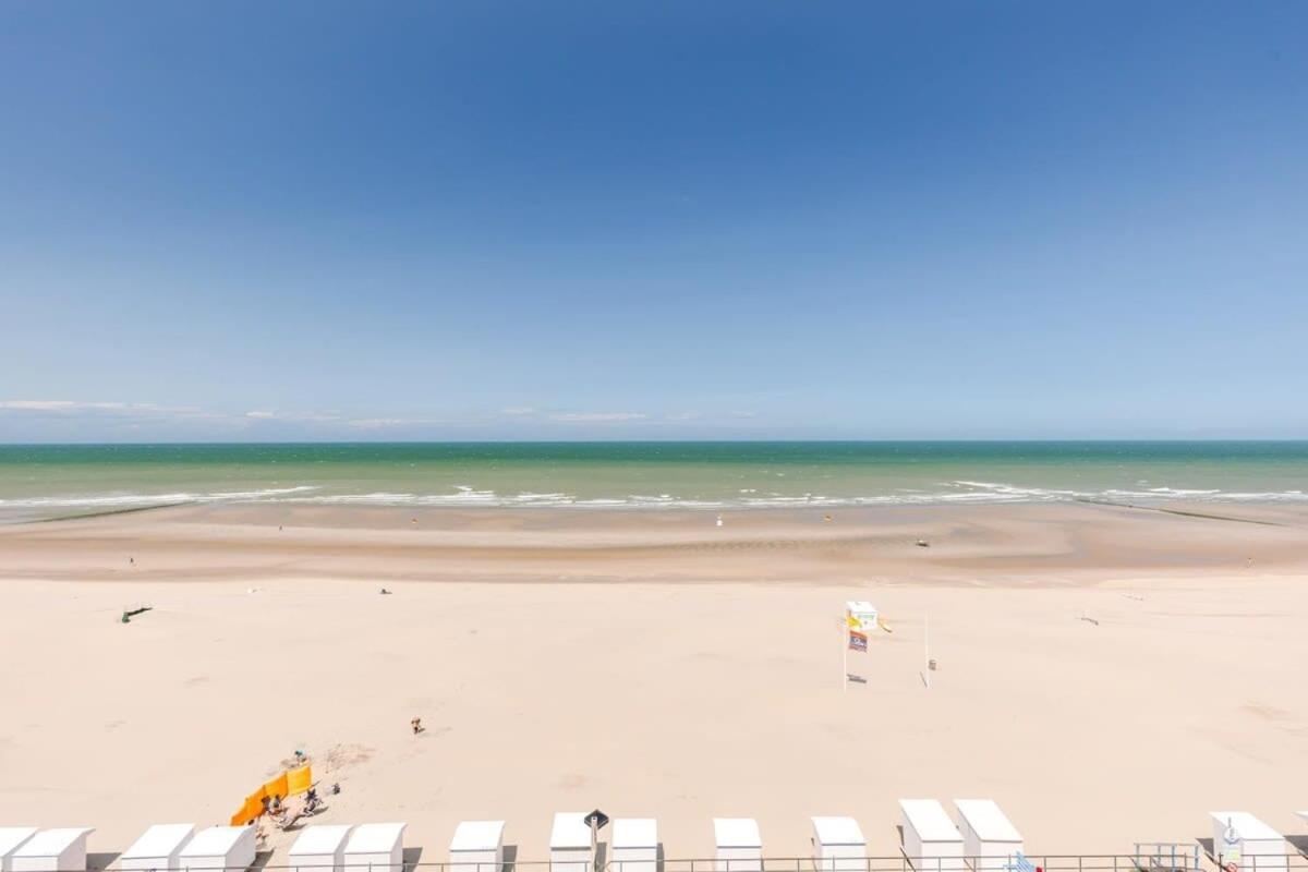 Huswell - Apartment With Stunning Sea View In Middelkerke Extérieur photo