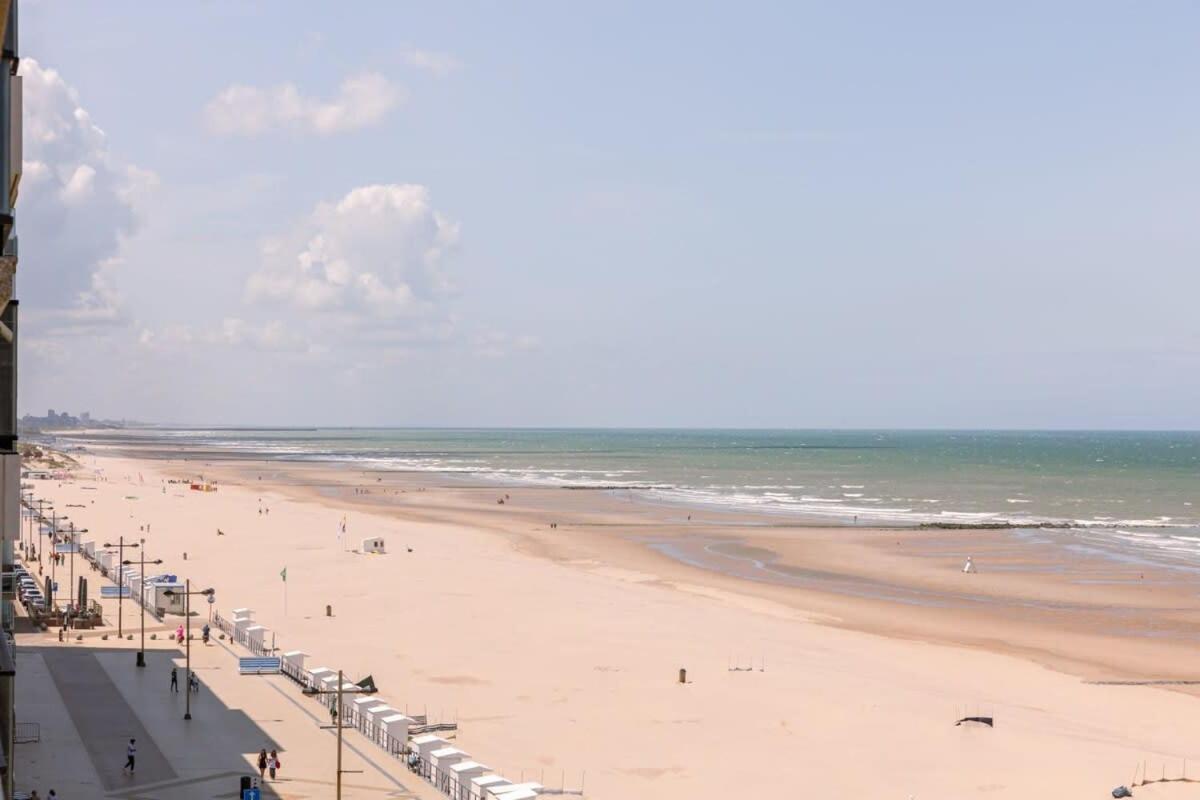 Huswell - Apartment With Stunning Sea View In Middelkerke Extérieur photo